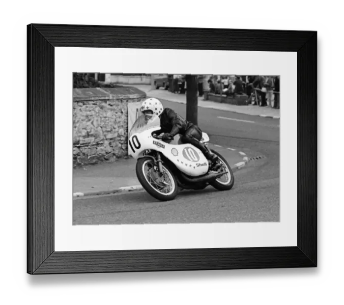Framed Print : Arthur Buxton (Yamaha) 1973 Lightweight Manx Grand Prix Framed Print : Arthur Buxton (Yamaha) 1973 Lightweight Manx Grand Prix