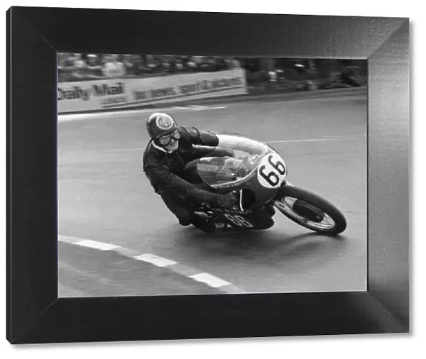 Ronnie Mann (Bultaco) 1969 Lightweight Manx Grand Prix