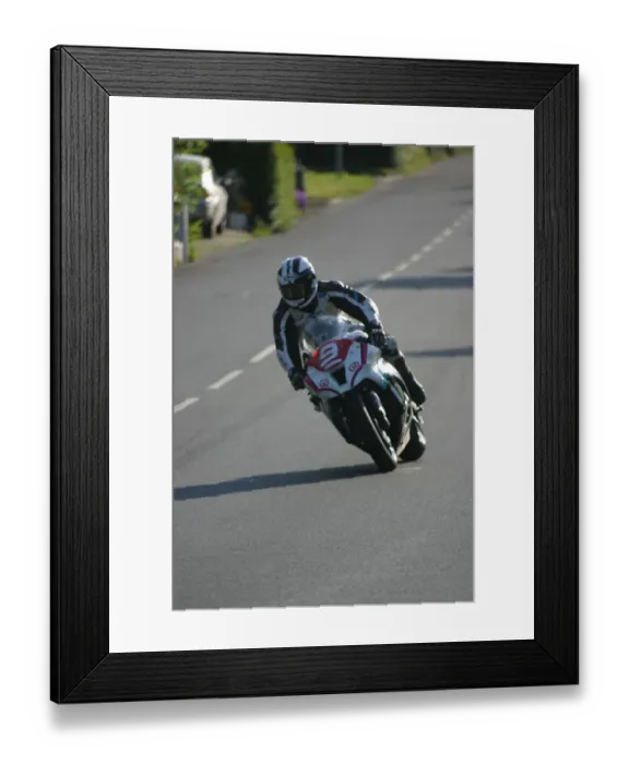 Framed Print : Michael Dunlop (Kawasaki) 2012 Superstock TT Framed Print : Michael Dunlop (Kawasaki) 2012 Superstock TT
