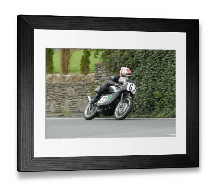Framed Print : Ewan Hamilton (Suzuki) 2009 Classic TT Framed Print : Ewan Hamilton (Suzuki) 2009 Classic TT