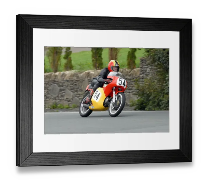 Framed Print : Ian Griffiths (Aermacchi) 2009 Classic TT Framed Print : Ian Griffiths (Aermacchi) 2009 Classic TT