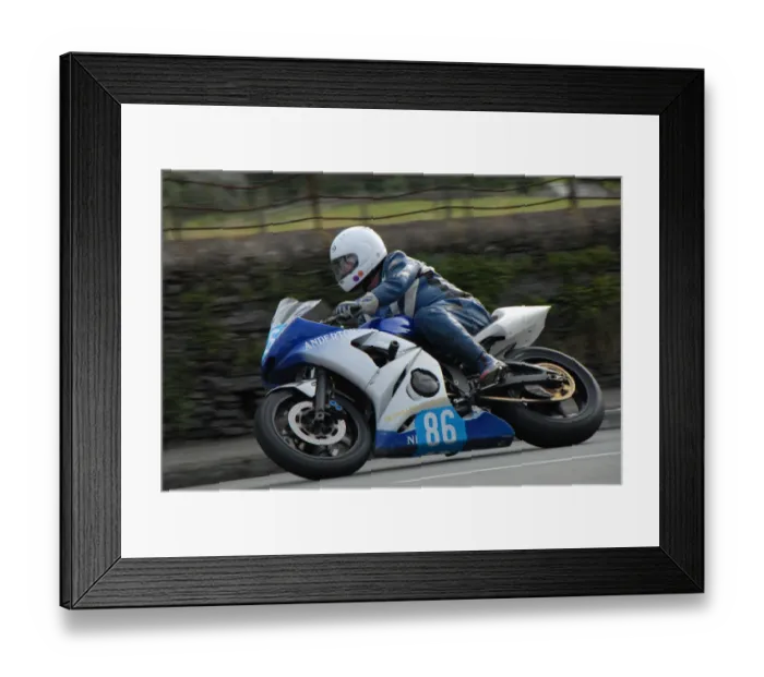 Framed Print : Bill Rice (Yamaha) 2009 Junior Manx Grand Prix Framed Print : Bill Rice (Yamaha) 2009 Junior Manx Grand Prix