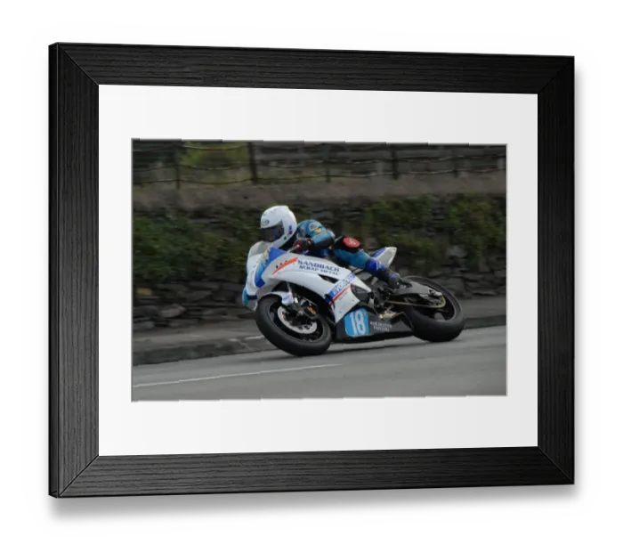 Framed Print : Andy Cowin (Yamaha) 2009 Junior Manx Grand Prix Framed Print : Andy Cowin (Yamaha) 2009 Junior Manx Grand Prix