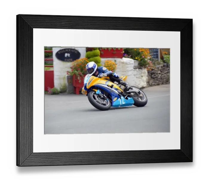 Framed Print : Rab Davie (Yamaha) 2009 Junior Manx Grand Prix Framed Print : Rab Davie (Yamaha) 2009 Junior Manx Grand Prix