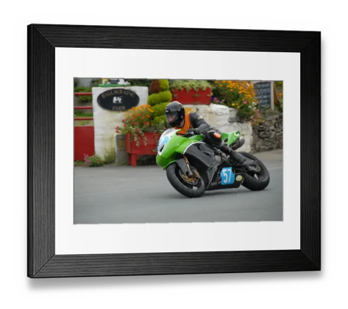 Framed Print : Keith McKay (Kawasaki) 2009 Junior Manx Grand Prix Framed Print : Keith McKay (Kawasaki) 2009 Junior Manx Grand Prix