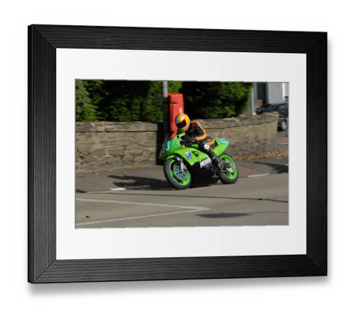 Framed Print : Tim Sayers (Kawasaki) 2009 Ultra Lightweight Manx Grand Prix Framed Print : Tim Sayers (Kawasaki) 2009 Ultra Lightweight Manx Grand Prix