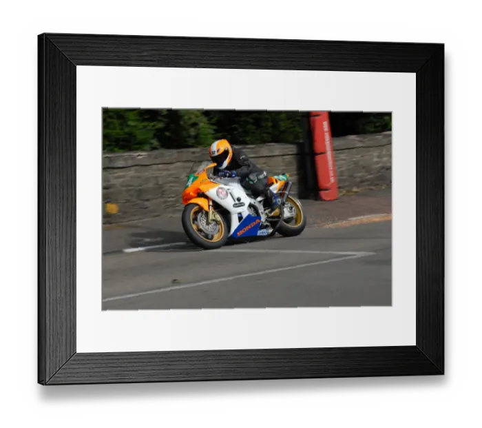 Framed Print : Brian Purdy (Honda) 2009 Ultra Lightweight Manx Grand Prix Framed Print : Brian Purdy (Honda) 2009 Ultra Lightweight Manx Grand Prix
