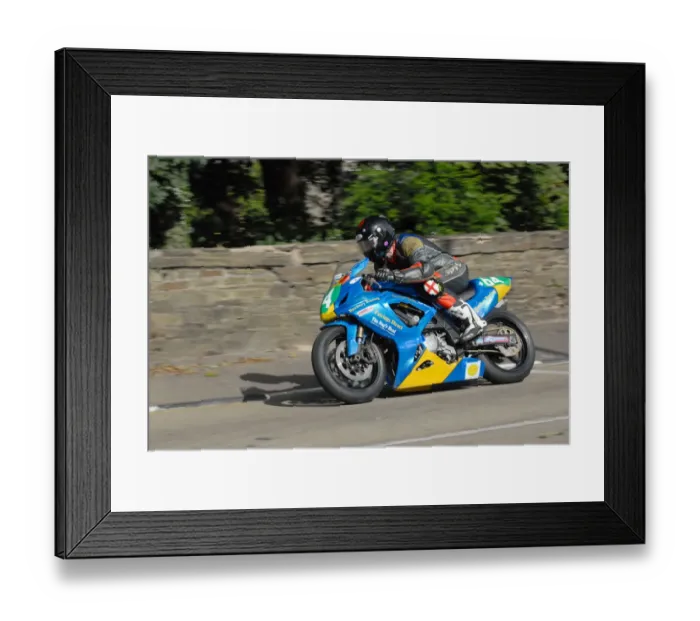 Framed Print : Ivan Lintin (Suzuki) 2009 Ultra Lightweight Manx Grand Prix Framed Print : Ivan Lintin (Suzuki) 2009 Ultra Lightweight Manx Grand Prix