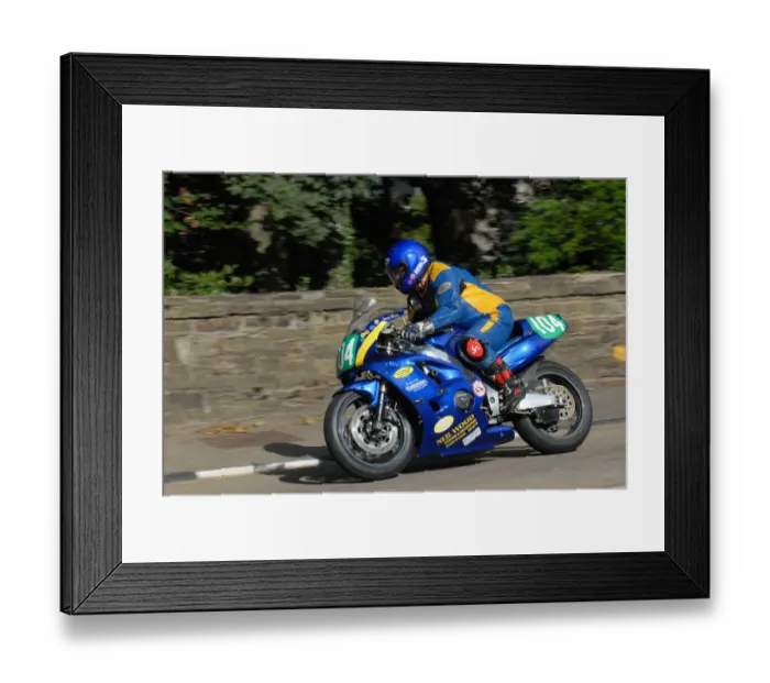 Framed Print : Neil Wood (Kawasaki) 2009 Ultra Lightweight Manx Grand Prix Framed Print : Neil Wood (Kawasaki) 2009 Ultra Lightweight Manx Grand Prix