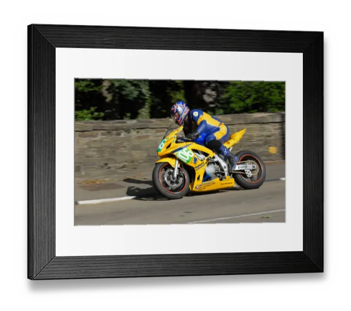 Framed Print : John Batty (Suzuki) 2009 Ultra Lightweight Manx Grand Prix Framed Print : John Batty (Suzuki) 2009 Ultra Lightweight Manx Grand Prix