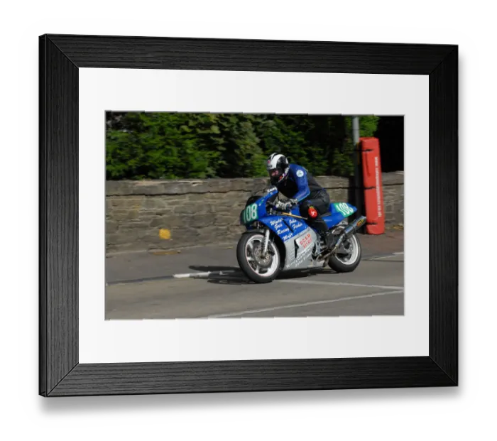 Framed Print : Jimmy Creer (Honda) 2009 Lightweight Grand Prix Framed Print : Jimmy Creer (Honda) 2009 Lightweight Grand Prix