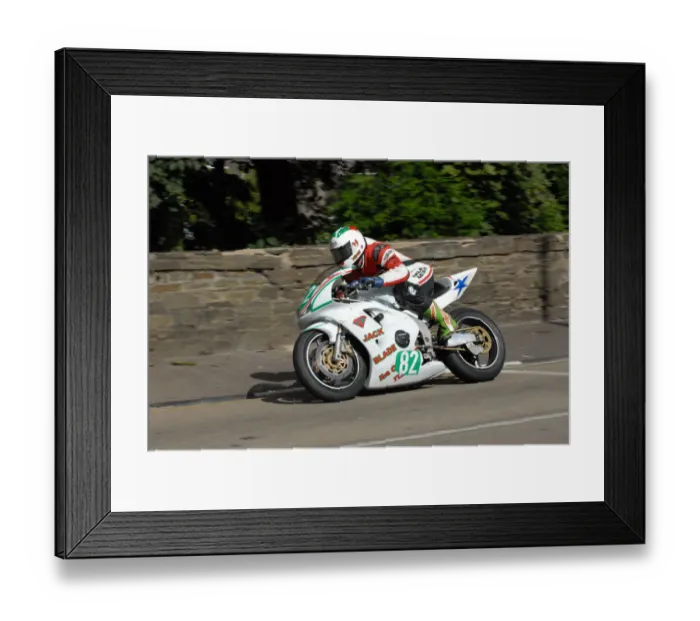 Framed Print : David Yeomans (Kawasaki) 2009 Ultra Lightweight Grand Prix