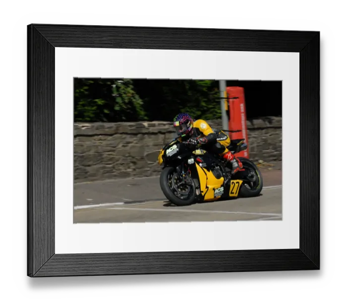 Framed Print : Sean Murphy (Honda) 2009 Senior Manx Grand Prix Framed Print : Sean Murphy (Honda) 2009 Senior Manx Grand Prix