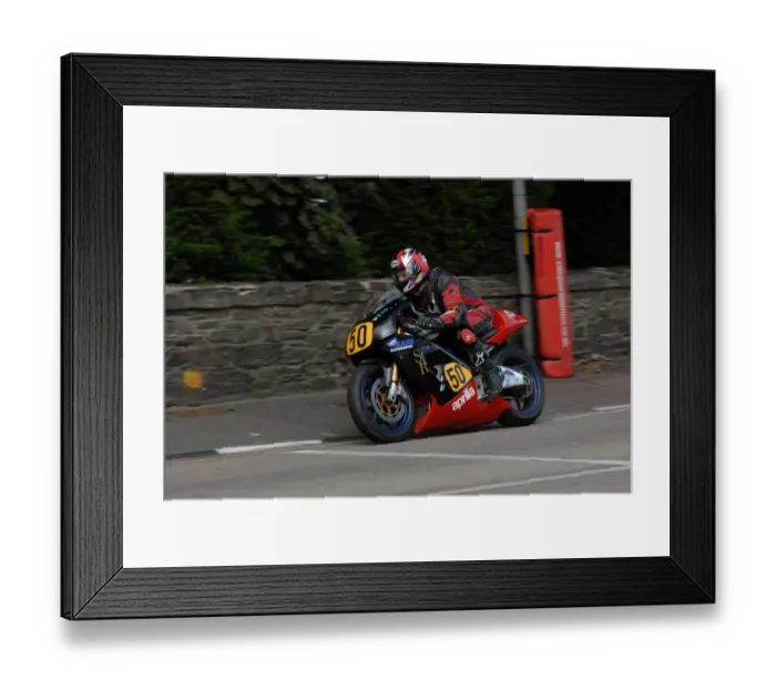 Framed Print : Anthony Redmond (Aprilia) 2009 Senior Manx Grand Prix Framed Print : Anthony Redmond (Aprilia) 2009 Senior Manx Grand Prix