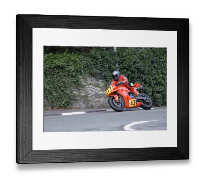 Framed Print : Iain Hill (Honda) 2009 Senior Manx Grand Prix Framed Print : Iain Hill (Honda) 2009 Senior Manx Grand Prix