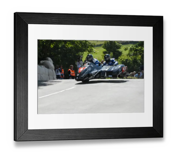 Framed Print : John Holden & Andrew Winkle (LCR Suzuki) 2009 Sidecar TT