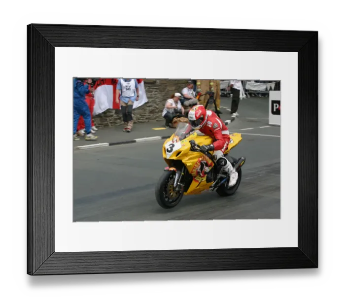 Framed Print : Michael Rutter (Suzuki) 2009 Superbike TT Framed Print : Michael Rutter (Suzuki) 2009 Superbike TT