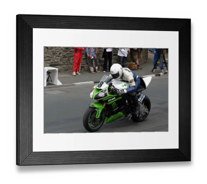 Framed Print : Derek Brien (Kawasaki) 2009 Superbike TT Framed Print : Derek Brien (Kawasaki) 2009 Superbike TT