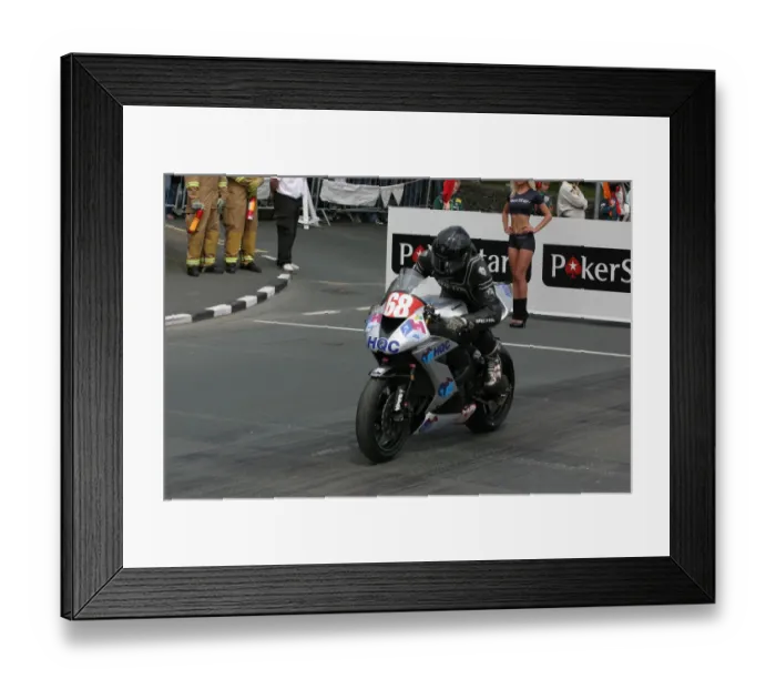 Framed Print : Adrian Clark (Kawasaki) 2009 Superbike TT
