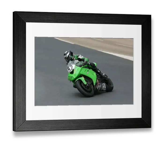 Framed Print : Sergio Romero (Kawasaki) 2009 Superbike TT Framed Print : Sergio Romero (Kawasaki) 2009 Superbike TT