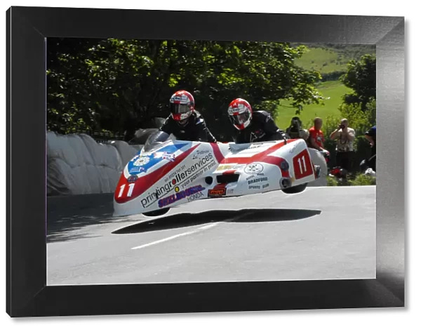 Conrad Harrison & Kerry Williams (Shelbourne Honda) 2009 Sidecar TT