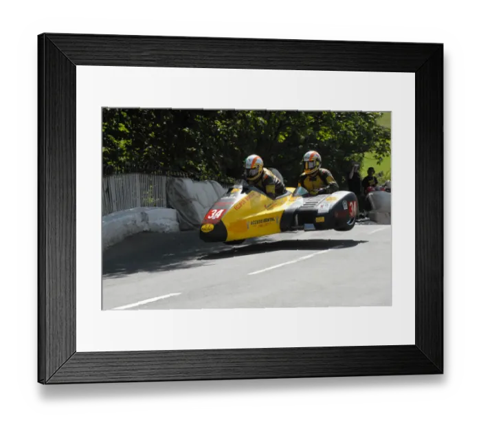 Framed Print : Dylan Lynch & Aaron Galligan (LCR Yamaha) 2009 Sidecar TT Framed Print : Dylan Lynch & Aaron Galligan (LCR Yamaha) 2009 Sidecar TT