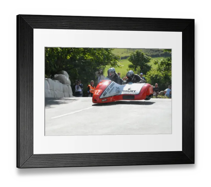 Framed Print : Gary Bryan & Robert Bell (Baker Yamaha) 2009 Sidecar TT Framed Print : Gary Bryan & Robert Bell (Baker Yamaha) 2009 Sidecar TT