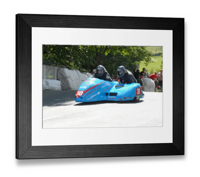 Framed Print : Rob Handcock & Ken Edwards (Shelbourne) 2009 Sidecar TT Framed Print : Rob Handcock & Ken Edwards (Shelbourne) 2009 Sidecar TT