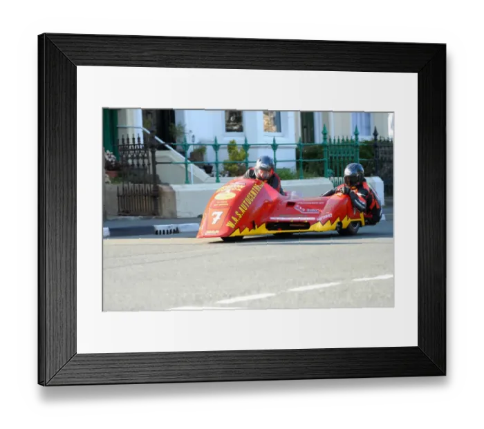 Framed Print : Philip Dongworth & Gary Partridge (Ireson Honda) 2009 Sidecar TT Framed Print : Philip Dongworth & Gary Partridge (Ireson Honda) 2009 Sidecar TT