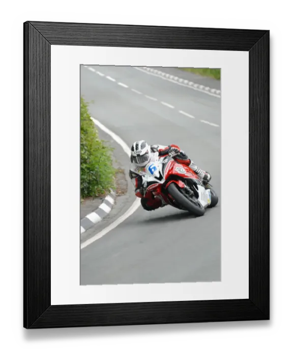 Framed Print : William Dunlop (Yamaha) 2009 Supersport TT