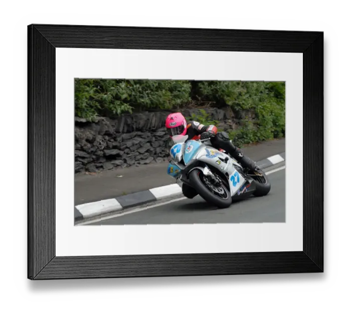 Framed Print : Davey Morgan (Yamaha) 2009 Supersport TT