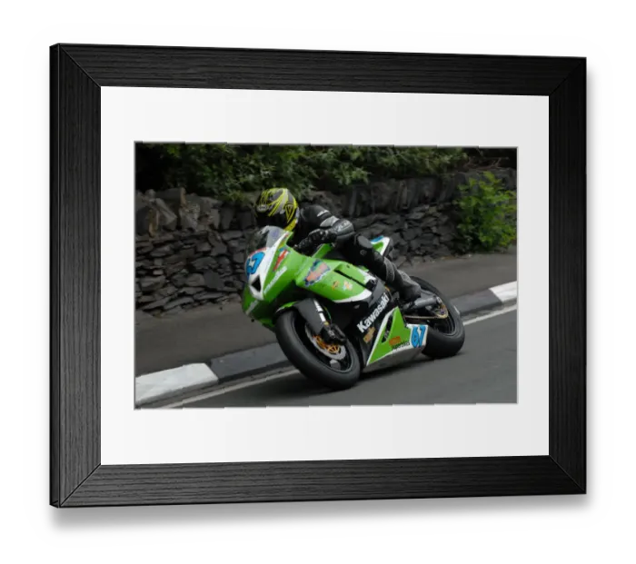 Framed Print : James Ford (Kawasaki) 2009 Supersport TT Framed Print : James Ford (Kawasaki) 2009 Supersport TT