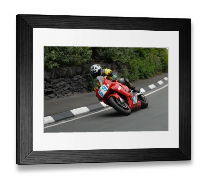 Framed Print : Chris Petty (Honda) 2009 Supersport TT Framed Print : Chris Petty (Honda) 2009 Supersport TT