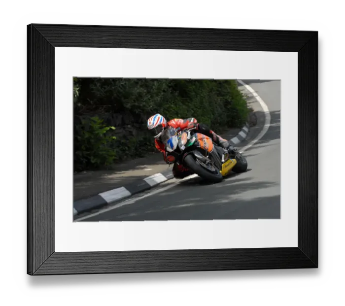 Framed Print : Steve Plater (Honda) 2009 Supersport TT Framed Print : Steve Plater (Honda) 2009 Supersport TT