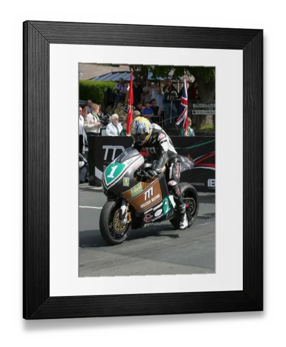 Framed Print : Thomas Montano (Mission Motors) 2009 XGP TT Framed Print : Thomas Montano (Mission Motors) 2009 XGP TT