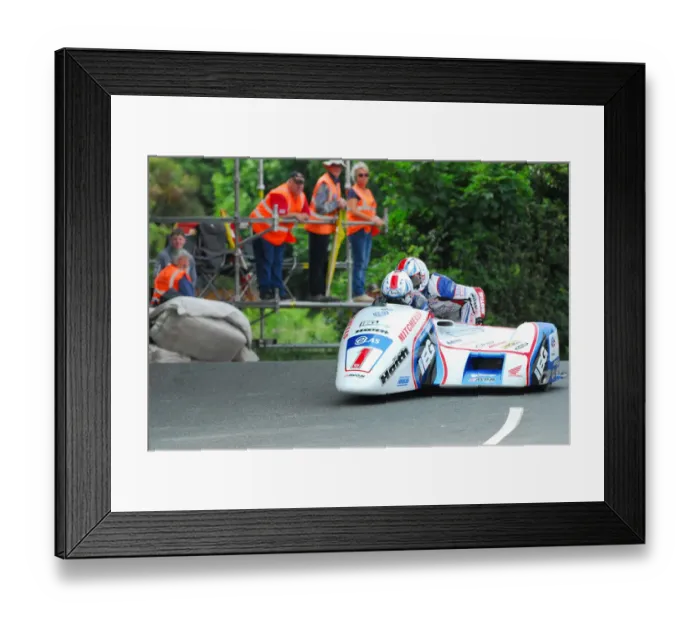 Framed Print : Ben Birchall & Tom Birchall (Honda) 2018 Sidecar TT Framed Print : Ben Birchall & Tom Birchall (Honda) 2018 Sidecar TT
