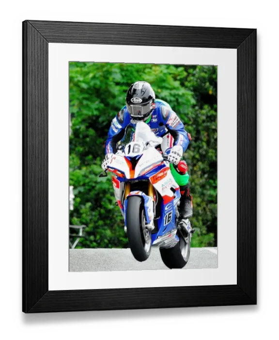 Framed Print : Jamie Coward (BMW) 2018 Senior TT Framed Print : Jamie Coward (BMW) 2018 Senior TT