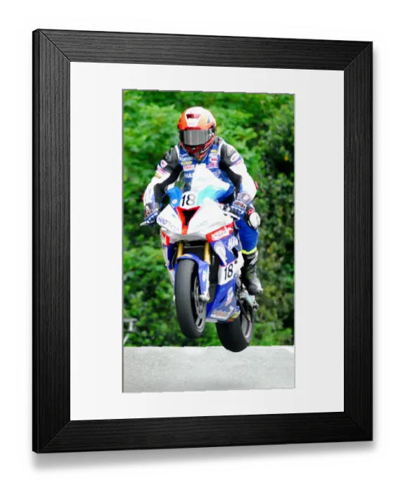 Framed Print : Philip Crowe (BMW) 2018 Senior TT Framed Print : Philip Crowe (BMW) 2018 Senior TT