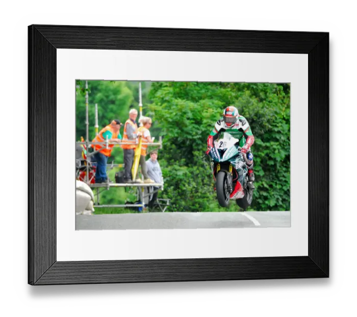 Framed Print : Daley Mathison (Stobart BMW) 2018 Senior TT Framed Print : Daley Mathison (Stobart BMW) 2018 Senior TT