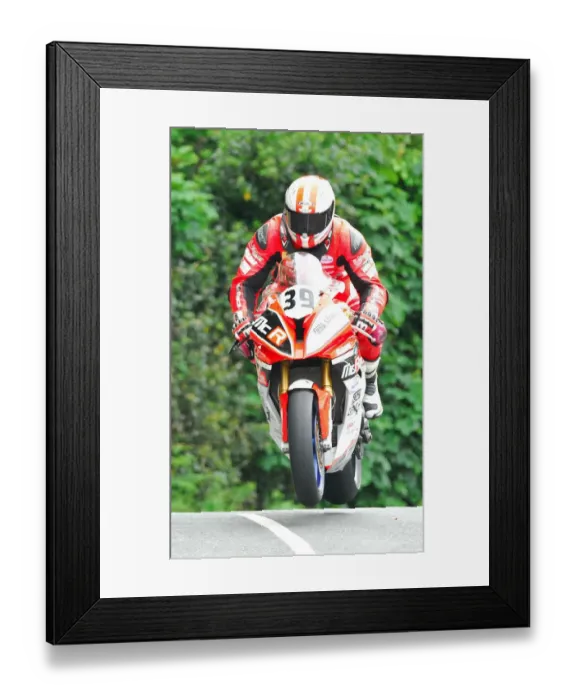 Framed Print : Kamil Holan (BMW) 2018 Senior TT Framed Print : Kamil Holan (BMW) 2018 Senior TT