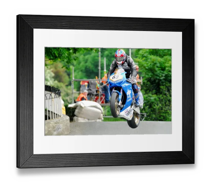 Framed Print : Paul Jordan (Honda) 2018 Senior TT Framed Print : Paul Jordan (Honda) 2018 Senior TT