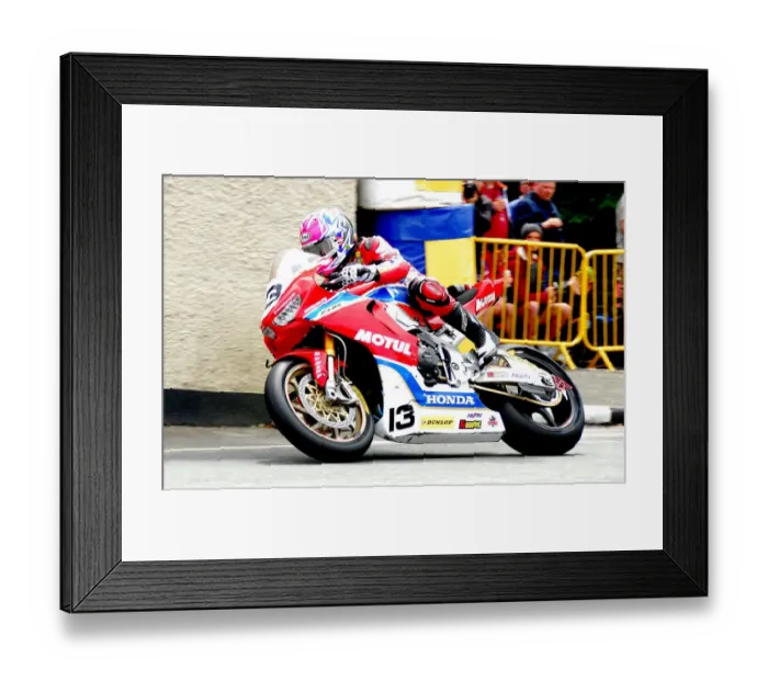 Framed Print : Lee Johnson (Honda) 2018 SuperbikeTT Framed Print : Lee Johnson (Honda) 2018 SuperbikeTT