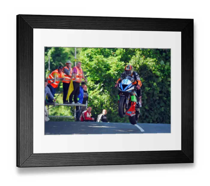 Framed Print : Joey Thompson (Kawasaki) 2018 Supersport TT Framed Print : Joey Thompson (Kawasaki) 2018 Supersport TT