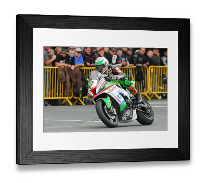 Framed Print : James Hillier (Kawasaki) 2018 Superbike TT Framed Print : James Hillier (Kawasaki) 2018 Superbike TT