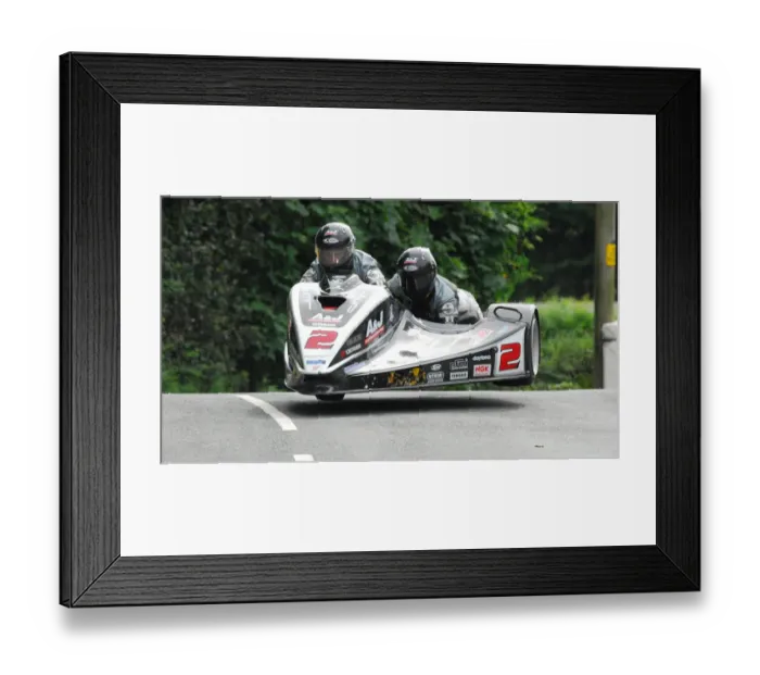 Framed Print : Dave Molyneux & Dan Sayle (Yamaha DMR) 2018 Sidecar TT Framed Print : Dave Molyneux & Dan Sayle (Yamaha DMR) 2018 Sidecar TT