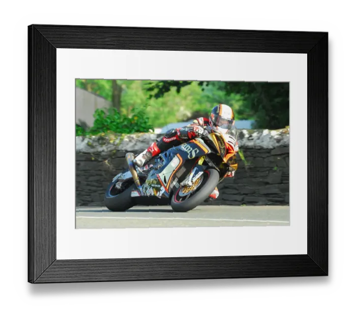 Framed Print : Michael Rutter (BMW) 2018 Superbike TT Framed Print : Michael Rutter (BMW) 2018 Superbike TT