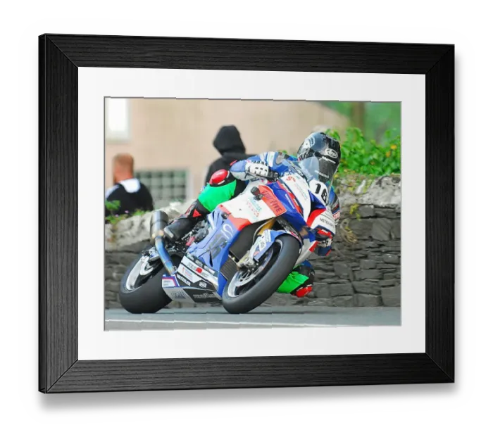 Framed Print : James Coward (BMW) 2018 Superbike TT