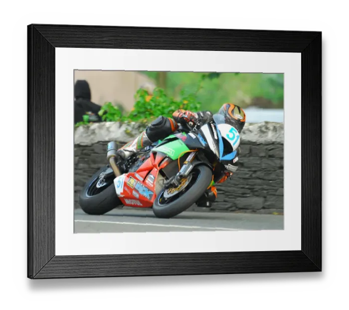 Framed Print : Joey Thompson (Honda) 2018 Supersport TT Framed Print : Joey Thompson (Honda) 2018 Supersport TT