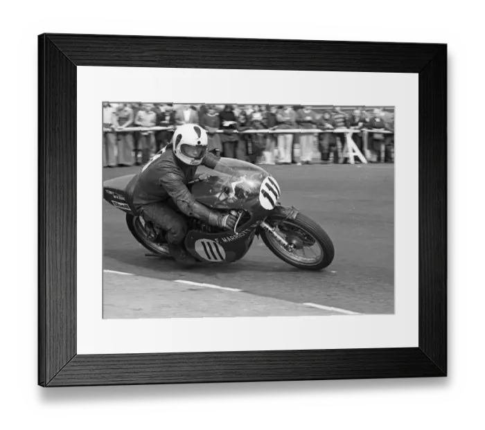 Framed Print : Terry McKane (Marriott Yamaha) 1975 Senior Manx Grand Prix Framed Print : Terry McKane (Marriott Yamaha) 1975 Senior Manx Grand Prix