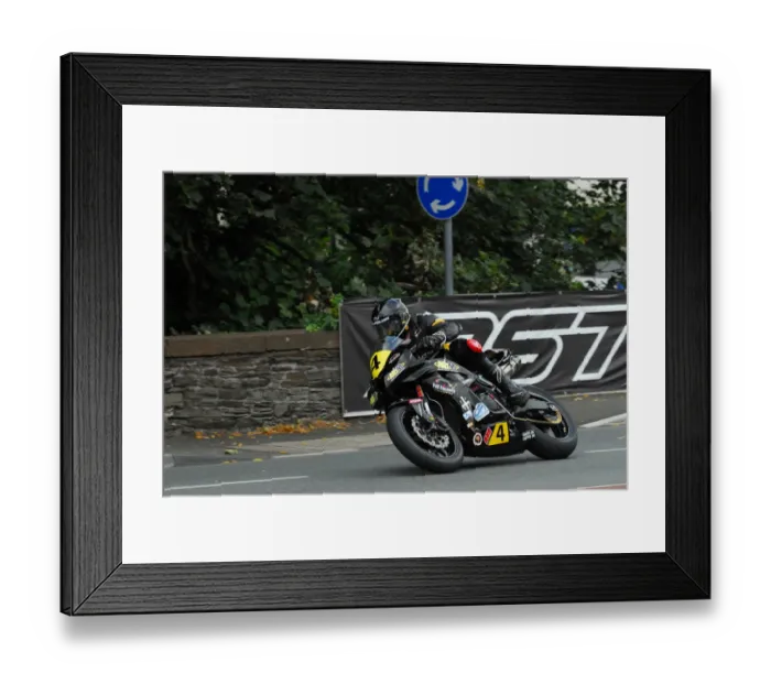 Framed Print : Billy Redmayne (Honda) 2015 Senior Manx Grand Prix Framed Print : Billy Redmayne (Honda) 2015 Senior Manx Grand Prix